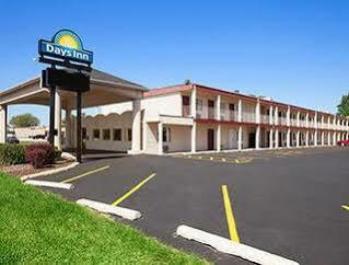 Days Inn By Wyndham Champaign/Urbana Екстер'єр фото